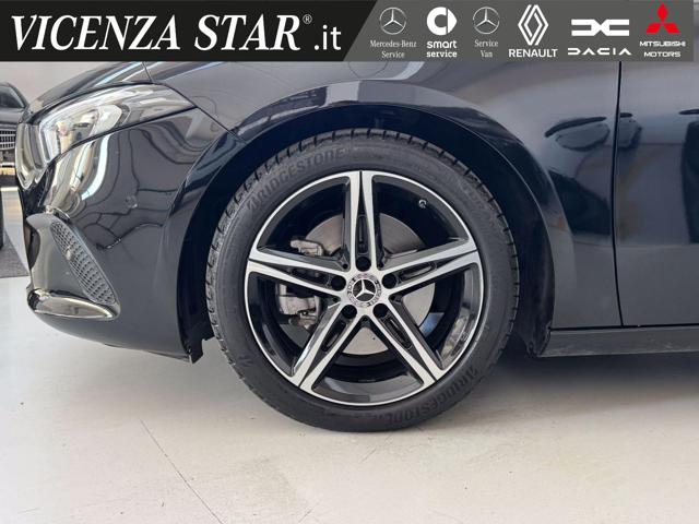 MERCEDES-BENZ A 220 d SPORT AUTOMATIC Immagine 4