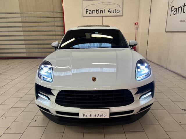 PORSCHE Macan 2.0 Immagine 1