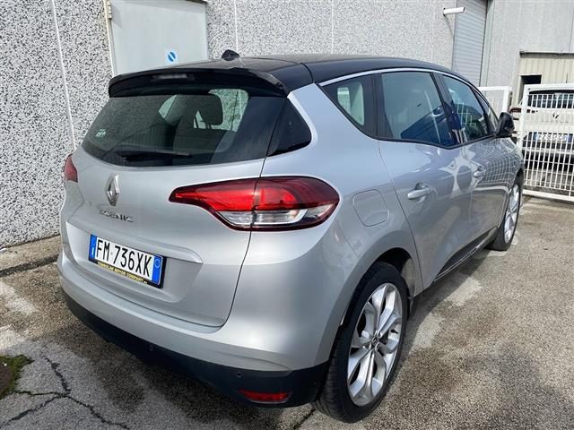 RENAULT Scenic 1.5 dCi Energy 110cv Zen EDC Immagine 4