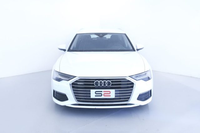 AUDI A6 Avant 40 2.0 MHD quattro S tronic Design Immagine 2