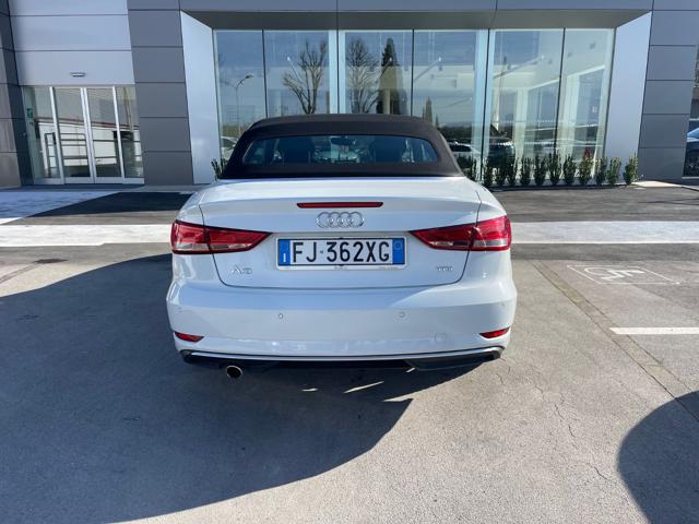 AUDI A3 Cabrio 1.6 TDI 116 CV Design Immagine 3