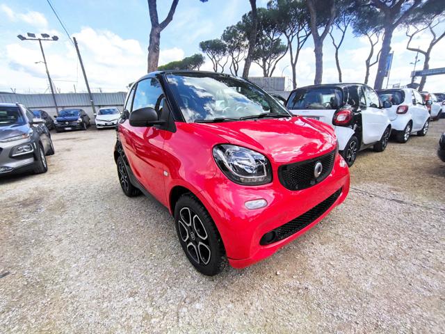 SMART ForTwo 1.0cc 71cv BLUETOOTH CRUISE CLIMA AUTO Immagine 2