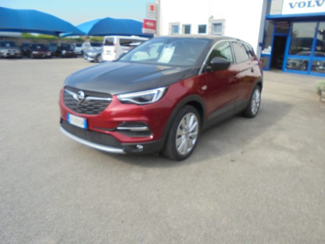 OPEL Grandland X 1.6 Hybrid4 Plug-in aut. AWD Immagine 2