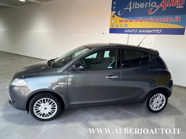 LANCIA Ypsilon 1.3 MJT 16V 95 CV 5 porte S&S Gold Immagine 4