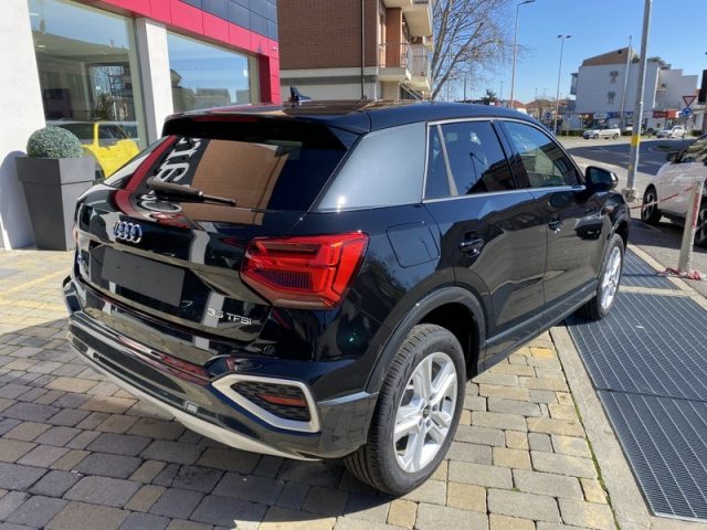 AUDI Q2 35 TFSI S tronic Admired NAVI-MATRIX-CAM-ACC-17" Immagine 4