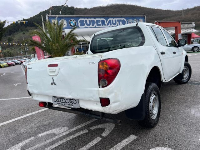 MITSUBISHI L200 2.5 DI-D/136CV 4X4 Double Cab Immagine 2