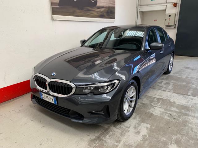 BMW 320 d 48V Business Advantage AUTOM. Immagine 2