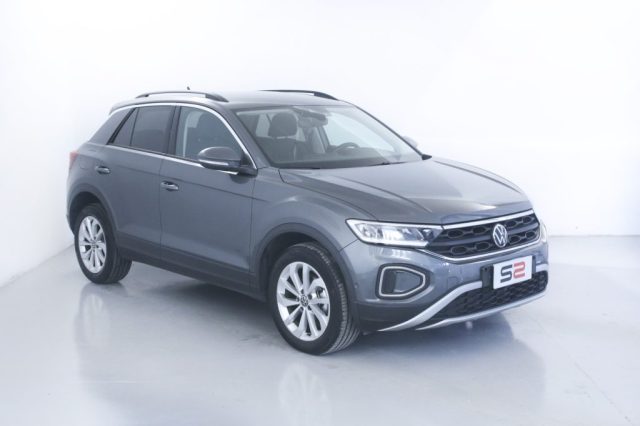 VOLKSWAGEN T-Roc 1.0 TSI Life/FARI LED/VIRTUAL/PARK ASSIST Immagine 3