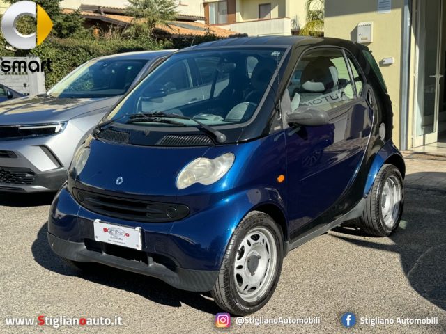 SMART ForTwo 700 coupé pure (45 kW) Immagine 1