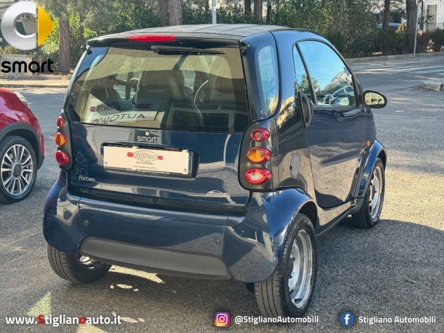 SMART ForTwo 700 coupé pure (45 kW) Immagine 3
