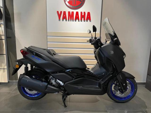 YAMAHA X-MAX 300 BASE Immagine 0