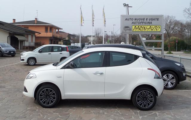 LANCIA Ypsilon 1.0 FireFly 5 porte S&S Hybrid Oro Immagine 1