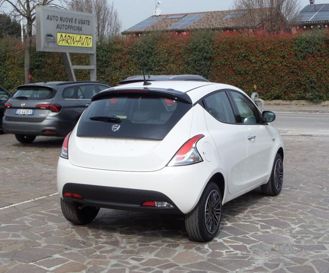 LANCIA Ypsilon 1.0 FireFly 5 porte S&S Hybrid Oro Immagine 3