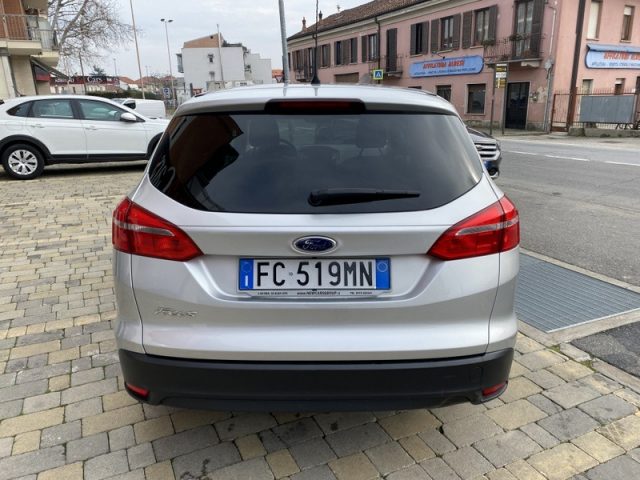 FORD Focus 1.5 TDCi 120 CV Start&Stop Titanium NAVI-RETROCAM Immagine 3