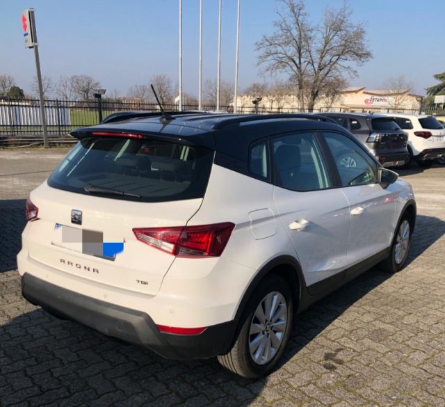 SEAT Arona 1.0 TGI Style Immagine 3