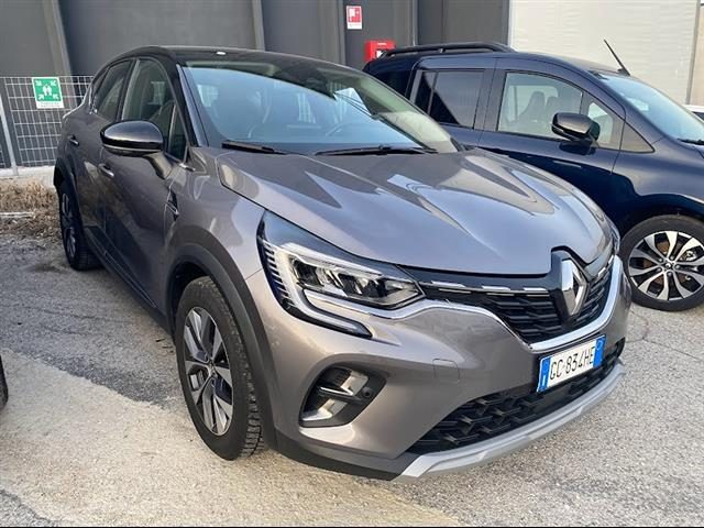 RENAULT Captur 1.6 E-Tech phev Intens 160cv auto Immagine 2