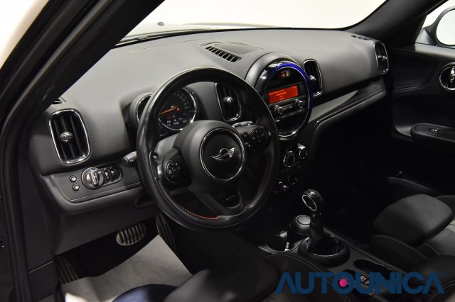 MINI Countryman 2.0 COOPER D ALL4 AUTOMATICA Immagine 2