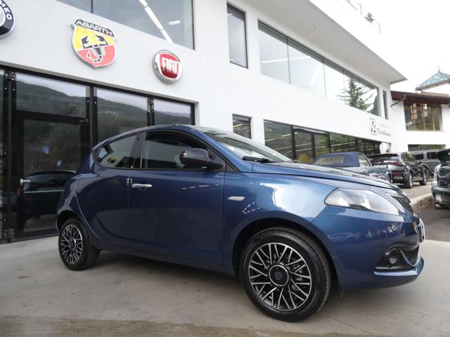 LANCIA Ypsilon 1.0 FireFly 5 porte S&S Hybrid Platino Immagine 0