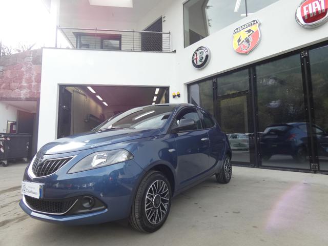 LANCIA Ypsilon 1.0 FireFly 5 porte S&S Hybrid Platino Immagine 1