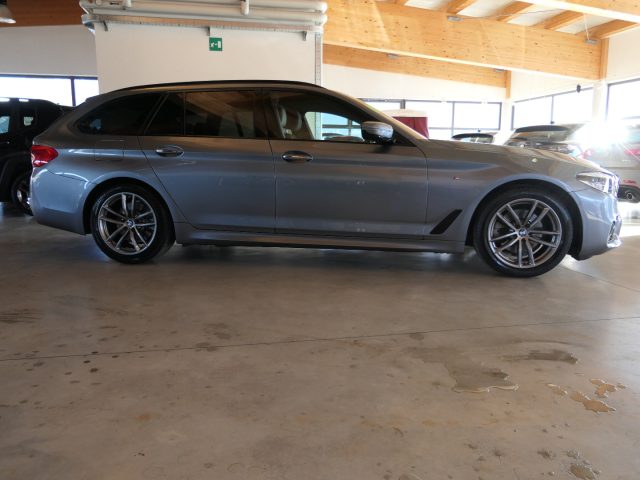 BMW 520 d xDrive Touring Msport Immagine 2