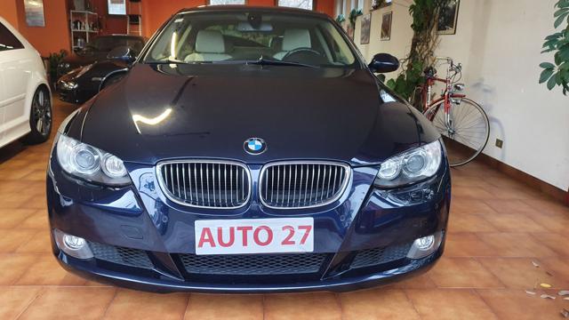 BMW 325 i cat Futura Immagine 1