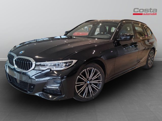 BMW 320 i Touring Msport Immagine 1