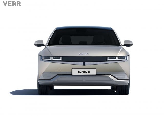 HYUNDAI Ioniq 5 Ioniq 5 77,4 kWh Evolution rwd + Smart Design Pack Immagine 1