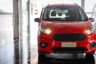 FORD Tourneo Courier 1.5 TDCI 75 CV S&S Sport