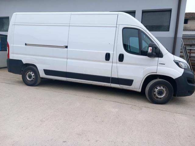 FIAT Ducato 33 2.2 Mjt 140CV PLM-TA Furgone Immagine 2