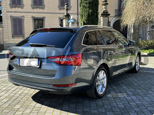 SKODA Superb 1.4 TSI Plug-In Hybrid DSG Wagon iva Deducibile Immagine 3