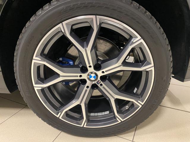BMW X5 xDrive30d 48V Msport +21"+tetto Immagine 2