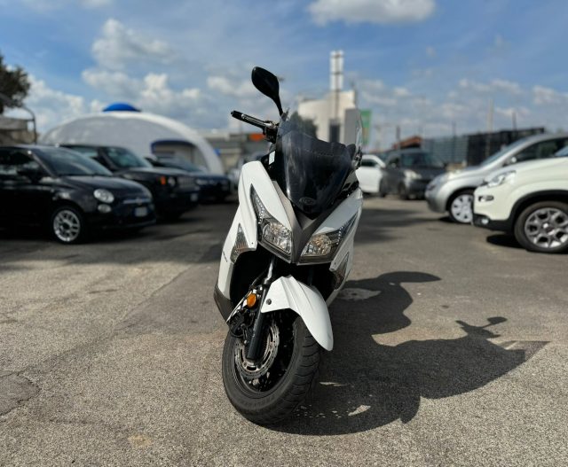 KYMCO X-Town 300i Immagine 1