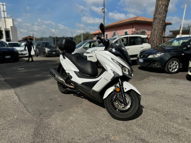 KYMCO X-Town 300i Immagine 2