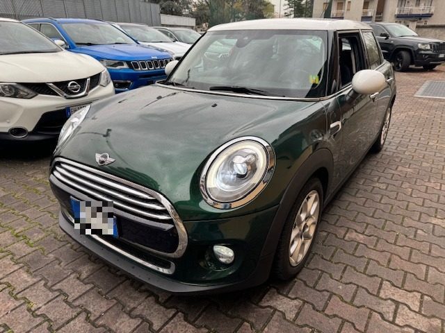 MINI Cooper D 1.5 Cooper D Boost 5 porte Immagine 0