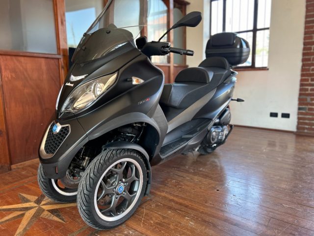 PIAGGIO MP3 MP3 500 LT SPORT ABS E4 LT NERO CARBONIO Immagine 1