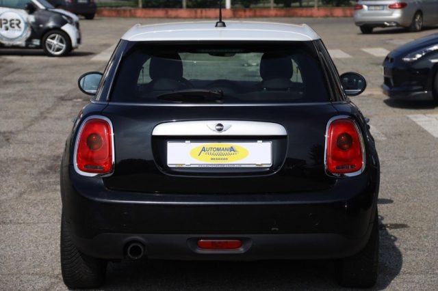 MINI Cooper D 1.5 Cooper D 5 porte Immagine 3