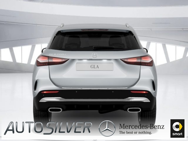 MERCEDES-BENZ GLA 200 d Automatic AMG Line Advanced Plus Immagine 3