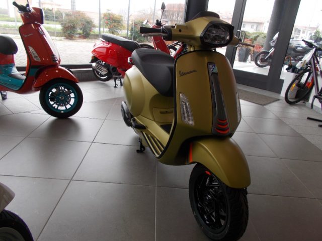 VESPA Sprint 125 SPORT 2024 5+ Immagine 3