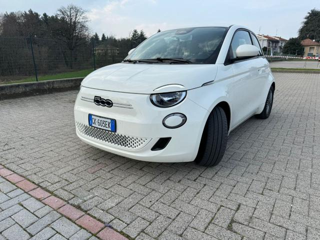 FIAT 500e Icon Berlina 42 kWh Immagine 1