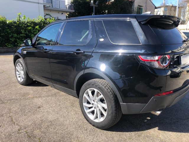 LAND ROVER Discovery Sport 2.0 eD4 150 CV 2WD SE Immagine 3