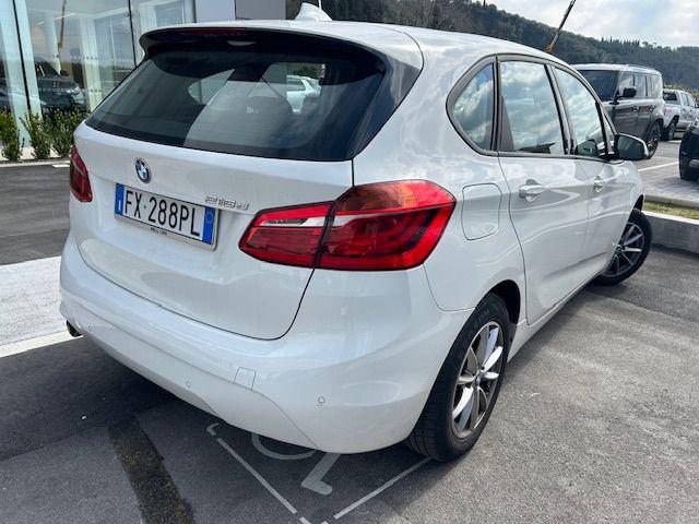 BMW 216 d Active Tourer Immagine 3