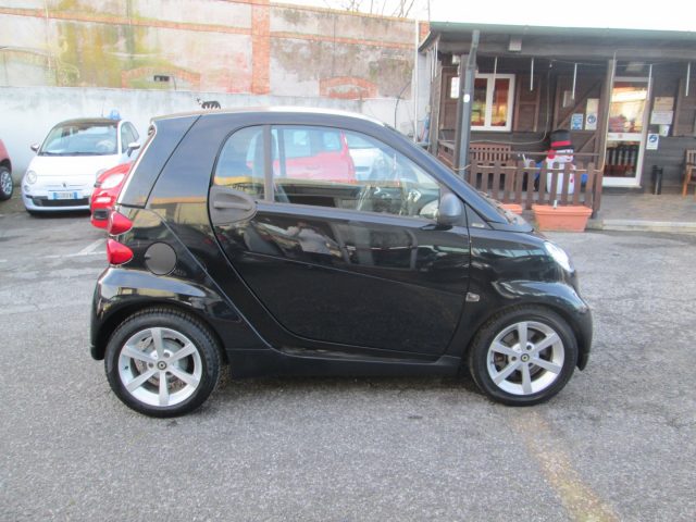 SMART ForTwo 800 33 kW coupé pulse cdi Immagine 1