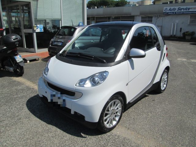 SMART ForTwo 800 40 kW coupé passion cdi Immagine 3