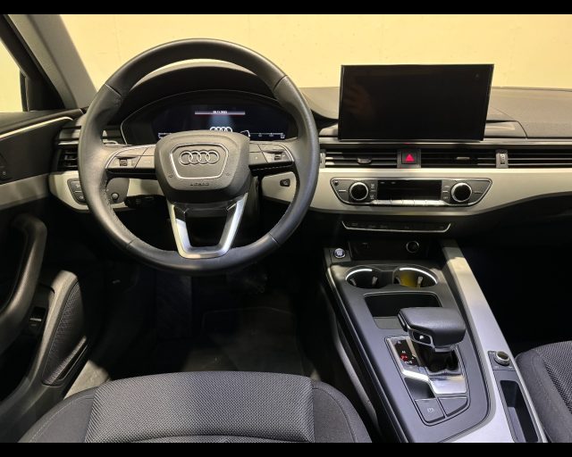 AUDI A4 AVANT 35 TDI S-TRONIC BUSINESS ADVANCED Immagine 2