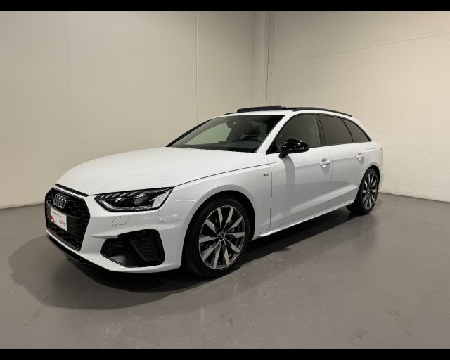 AUDI A4 AVANT 40 TDI QUATTRO S-TRONIC S-LINE EDITION Immagine 0