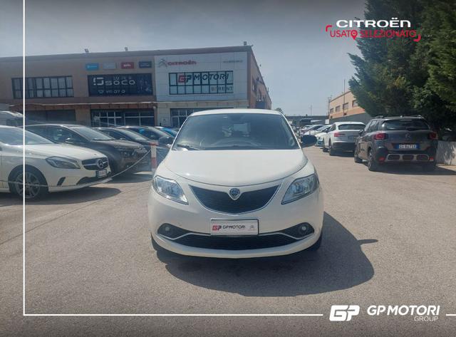 LANCIA Ypsilon 1.3 MJT 16V 95 CV 5 porte S&S Gold Immagine 0