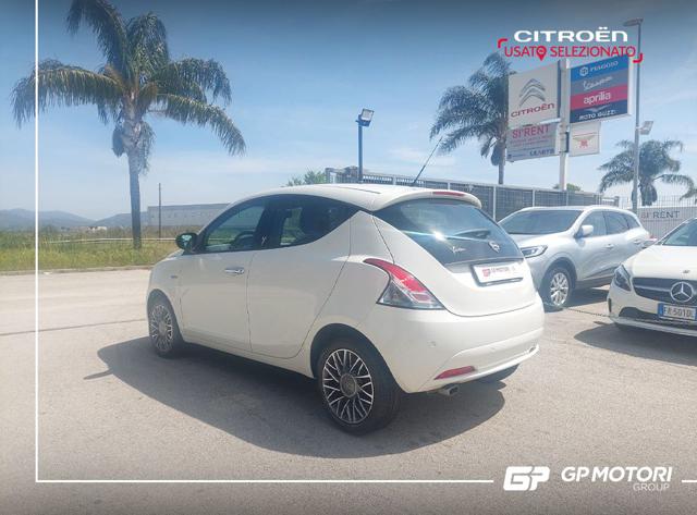 LANCIA Ypsilon 1.3 MJT 16V 95 CV 5 porte S&S Gold Immagine 4