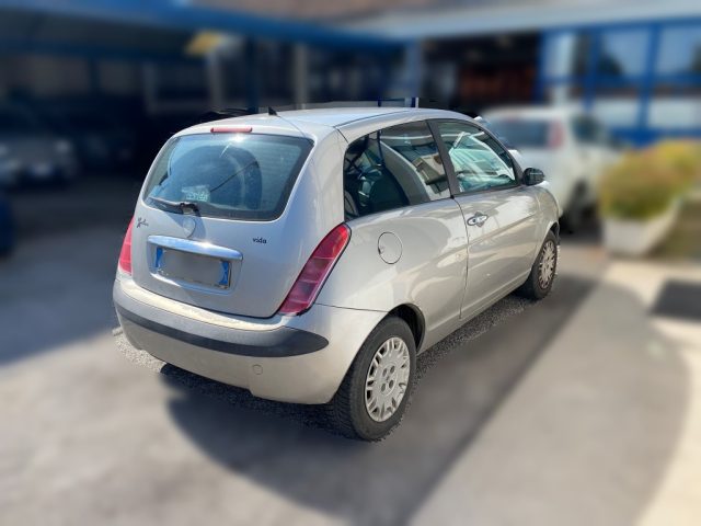 LANCIA Ypsilon 1.2 16V Argento Immagine 1