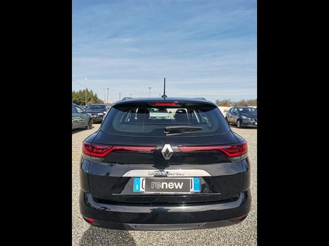 RENAULT Megane Sporter 1.5 Blue dCi Business EDC Immagine 3