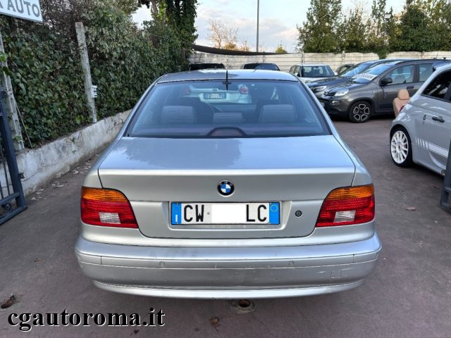 BMW 520 i 2.2 cat Futura Immagine 4